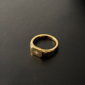 Thomas Sabo Gold Signet Ring with Star Engraving
